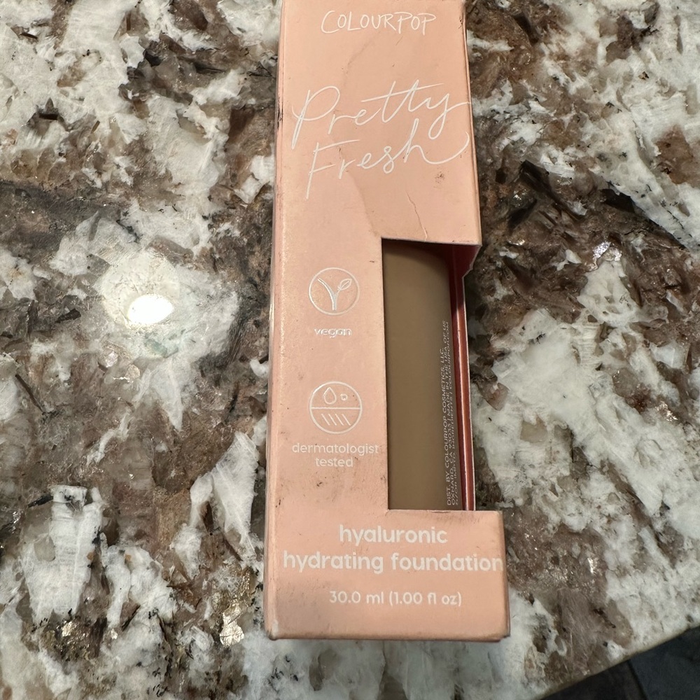 ColourPop Pretty Fresh Foundation - Creamy Tan